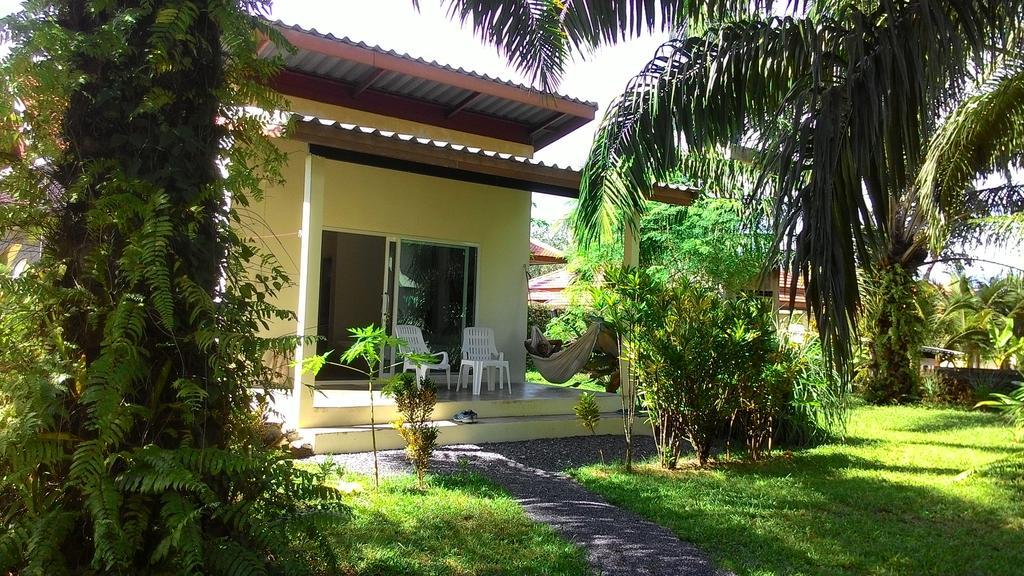 Aathid Garden Khao Lak Villa Kamer foto