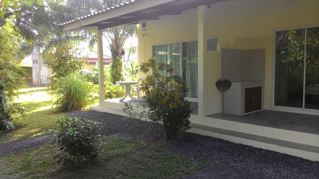 Aathid Garden Khao Lak Villa Kamer foto